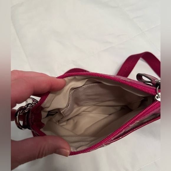 Coach Crossbody in Pink - Picture 6 of 9